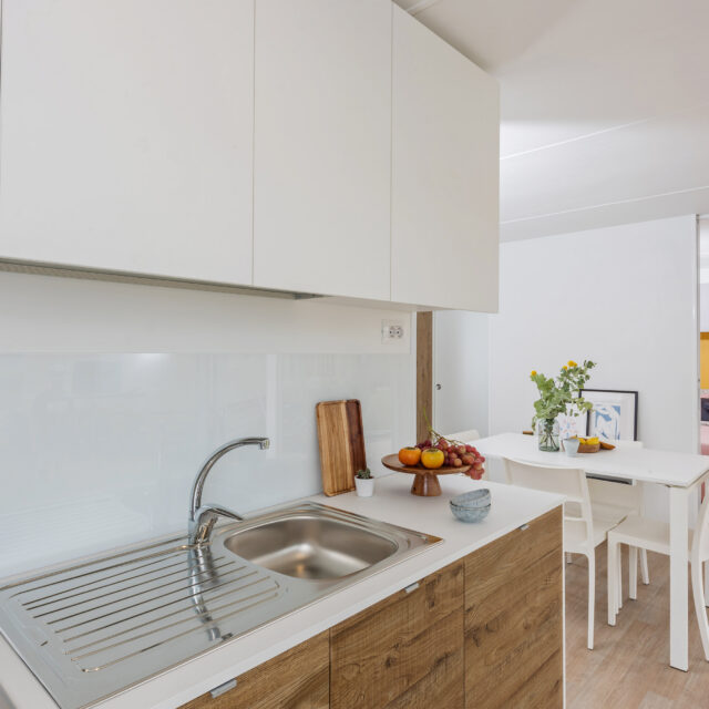 Cucina del Bungalow Superior+ al Camping Cala Ginepro