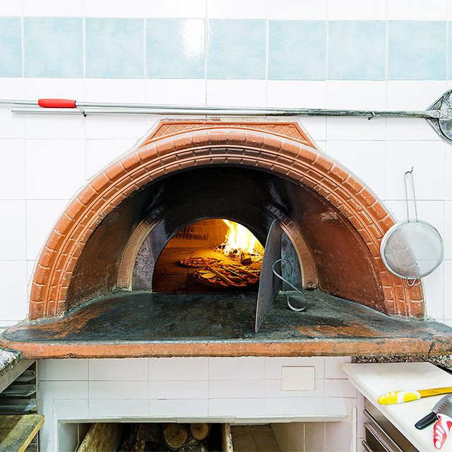 Forno a legna del Ristorante del Campeggio Cala Ginepro